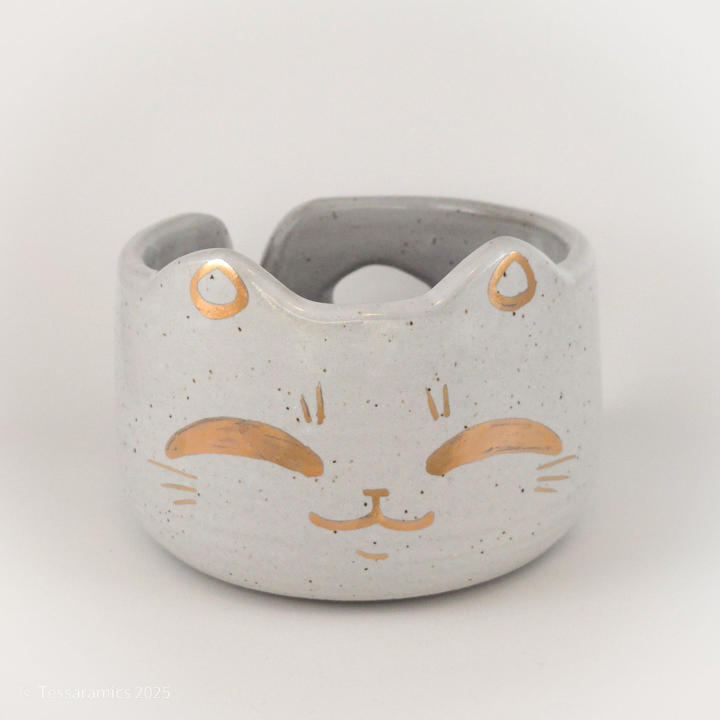 Cat Yarn Bowl with Gold*