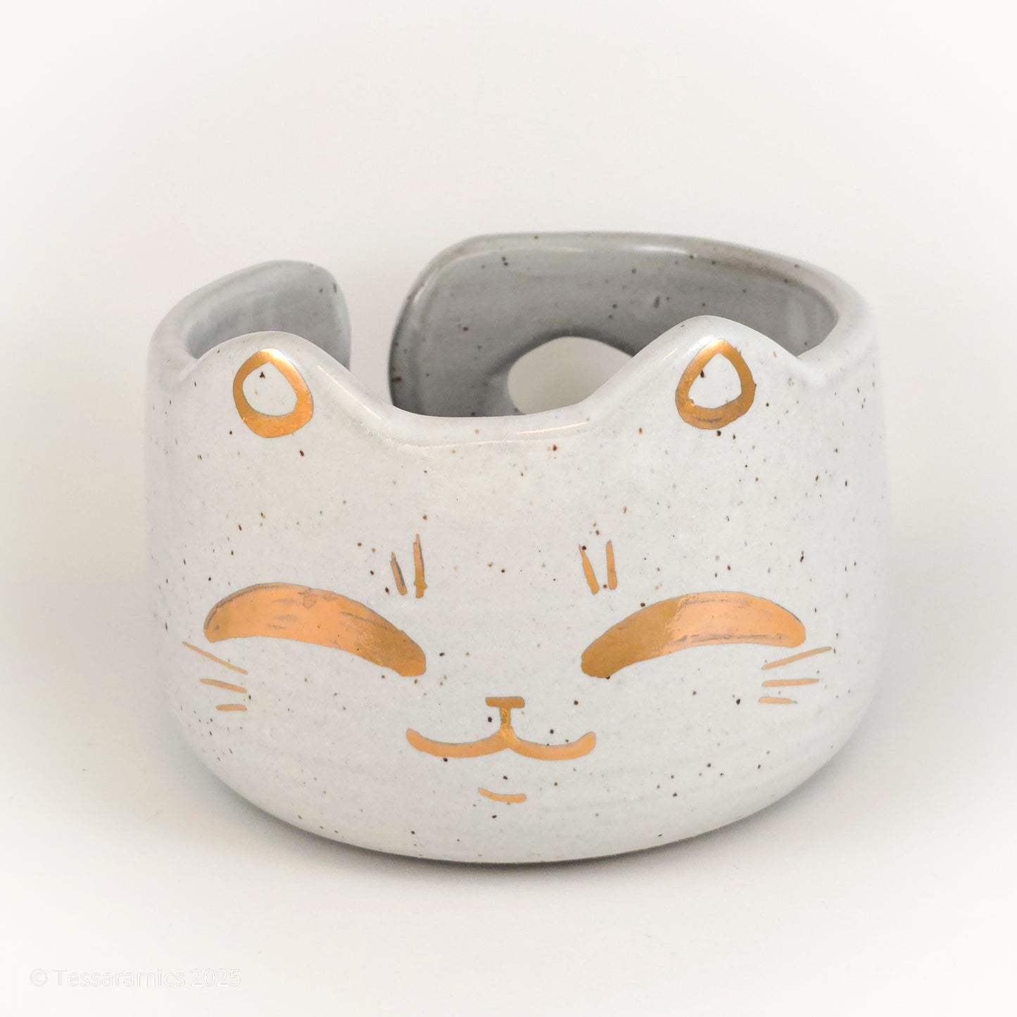 Cat Yarn Bowl with Gold*