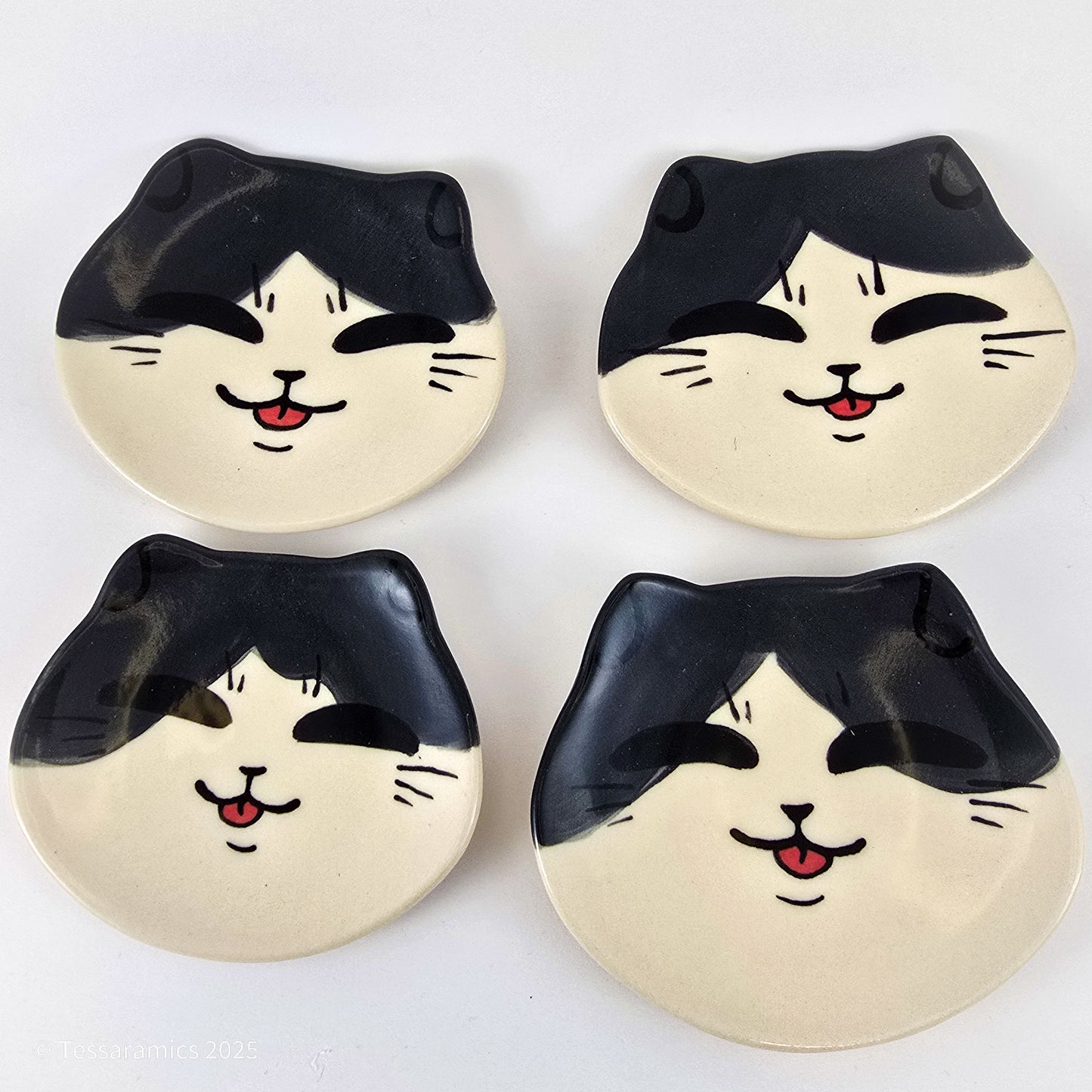 Tuxedo Cat Head Ring Dish *