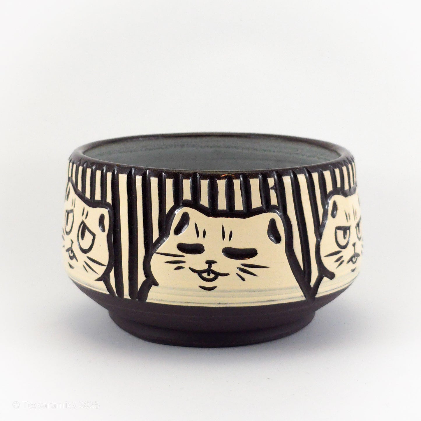 Medium Bowl With Cats