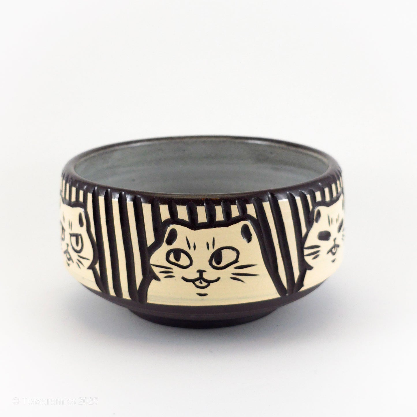 Medium Bowl With Cats