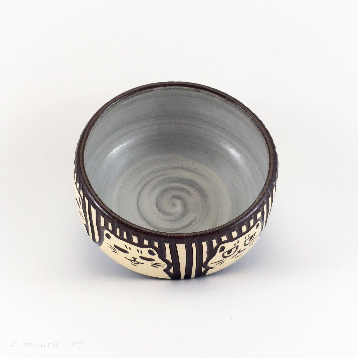 Medium Bowl With Cats