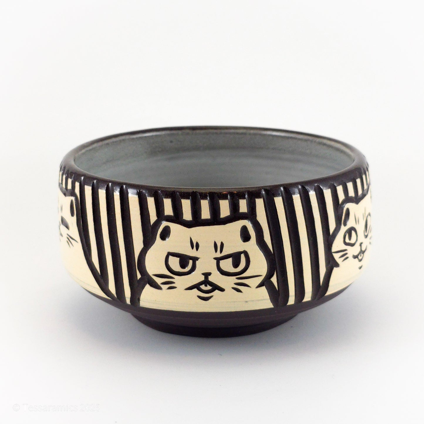 Medium Bowl With Cats