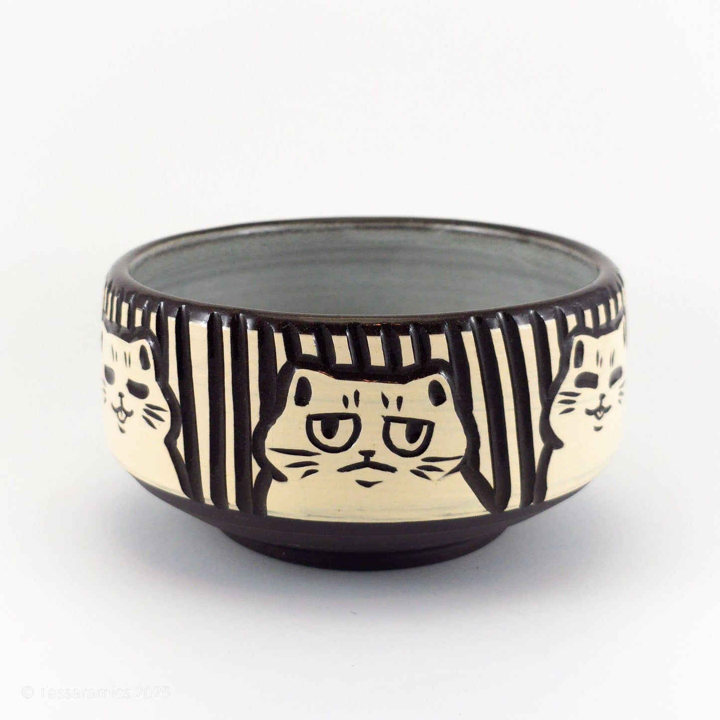Medium Bowl With Cats