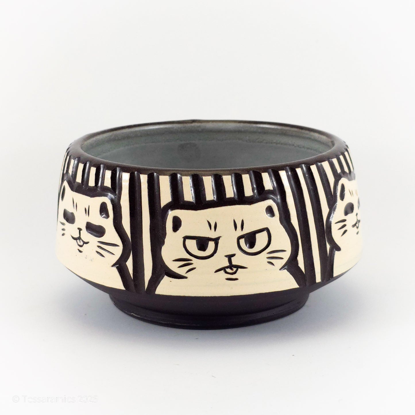 Medium Bowl With Cats