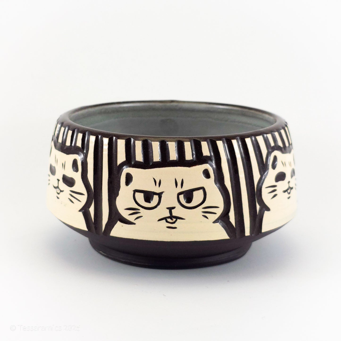 Medium Bowl With Cats
