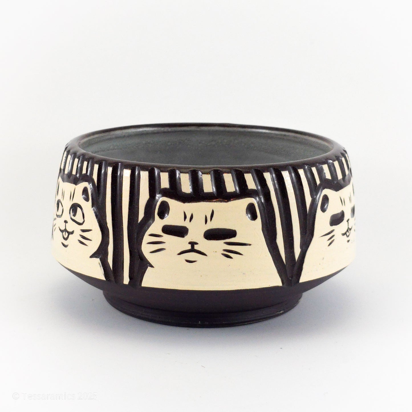 Medium Bowl With Cats
