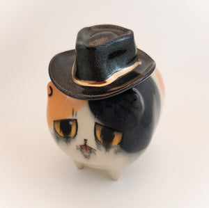 Cowboy Hat Calico Cat (DISCOUNTED)