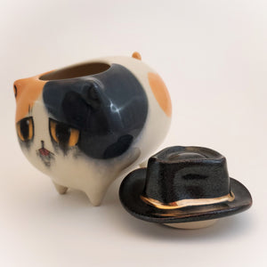Cowboy Hat Calico Cat (DISCOUNTED)