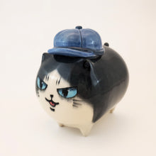 Load image into Gallery viewer, Newsboy Hat Tuxedo Cat (DISCOUNTED)
