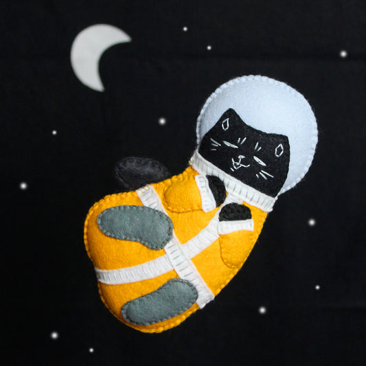 Space Boy Hand Stitching Felt Kit